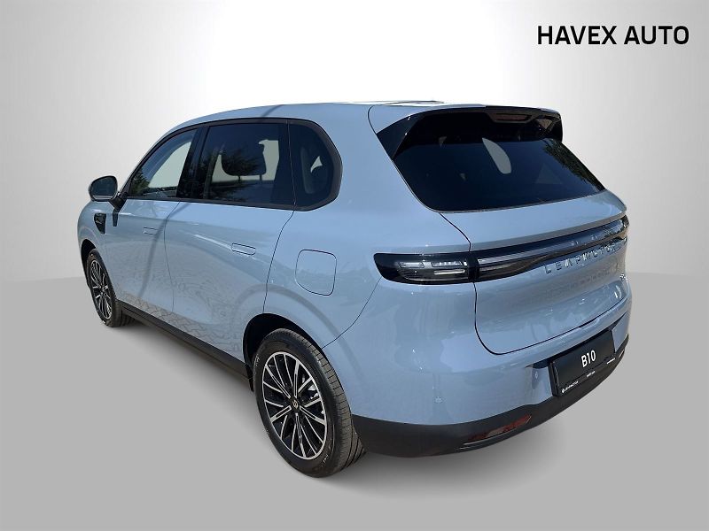Leapmotor B10 (2026) DESIGN HYBRID EV - fotka 31 z 32