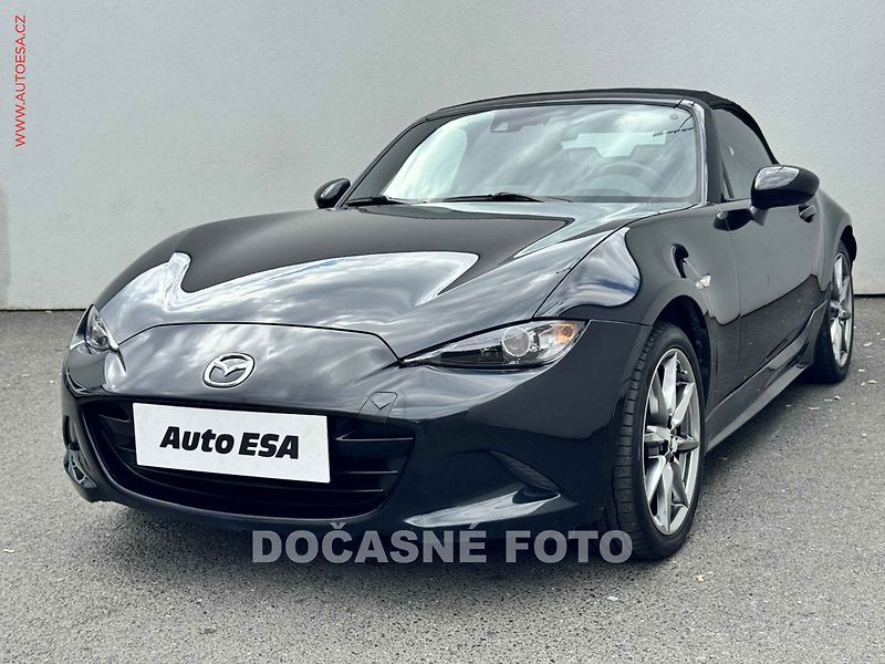 Mazda MX-5 (2015) 2.0i, Navi, LED, kůže - fotka 3 z 12