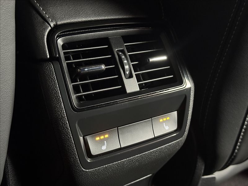 Škoda Kodiaq 2,0 TDi  DSG Sportline Virtual - fotka 16 z 50