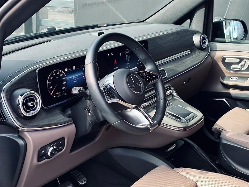 Mercedes-Benz Třídy V 2,0 300 d / Exclusive / L / 4M - fotka 9 z 21