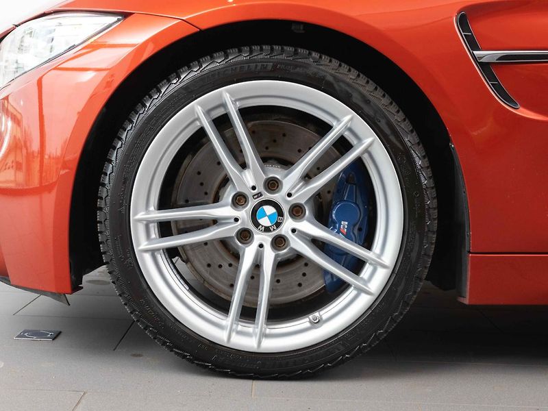 BMW M4 Coupé - fotka 6 z 19