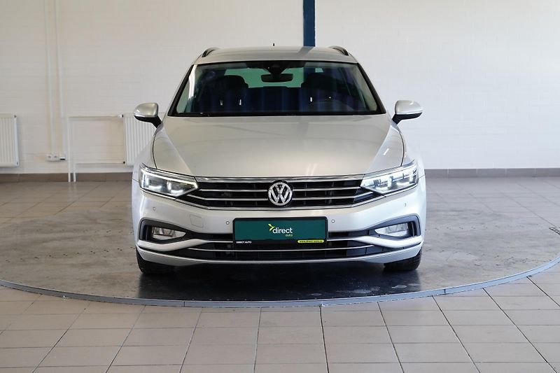 Volkswagen Passat - fotka 4 z 29