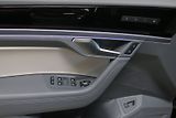 Volkswagen Touareg (2024) R-LINE 3,0TDI 210kW TOP VÝBAVA - náhled 11