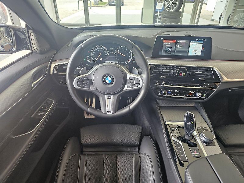 BMW Řada 6 640d xDrive - fotka 17 z 32