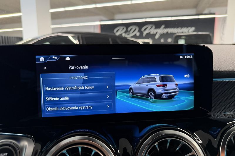 Mercedes-Benz GLB (2024) GLB 200d 4Matic AMG Line - fotka 56 z 63