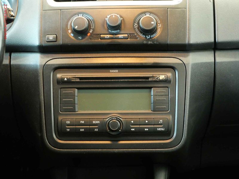 Škoda Fabia (2008) 1.4 16V, Sport - fotka 13 z 16