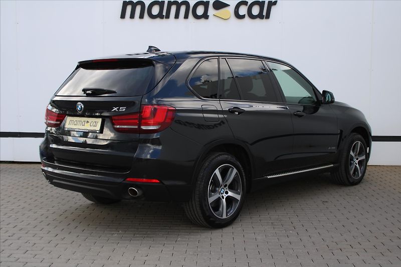 BMW X5 xDrive 30d Bang&Olufsen - fotka 7 z 30