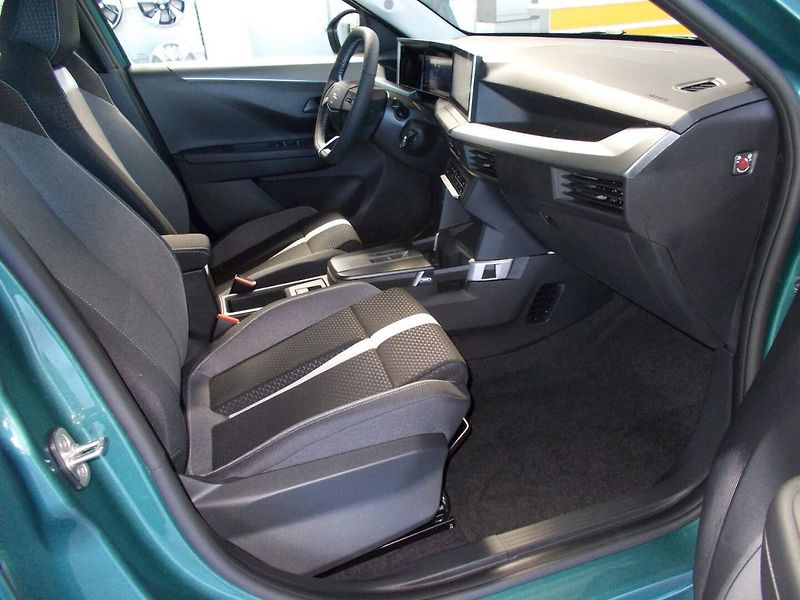 Opel Frontera (2026) Edition Hybrid 1.2 TURBO (81kW - fotka 14 z 30