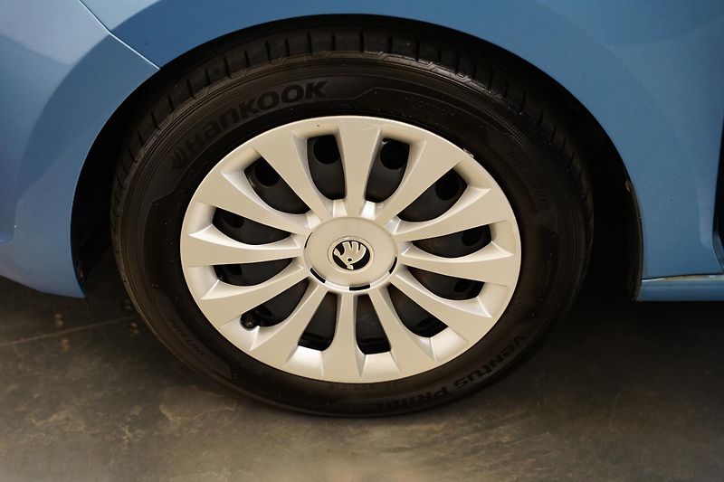 Škoda Rapid - fotka 10 z 25