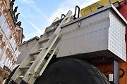 A ještě hůře se bude lézt na střechu, kde jsou čtyři spací stany