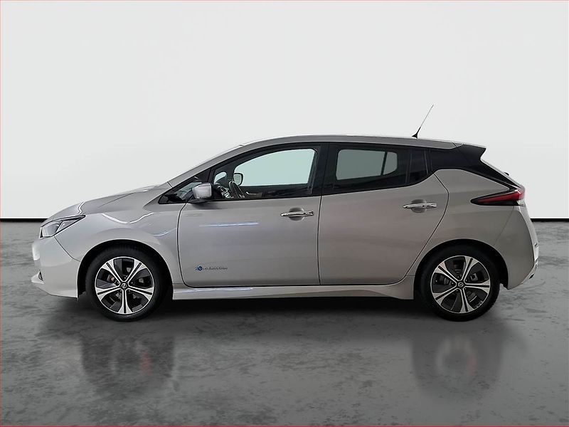 Nissan Leaf (2019) 40 kWh, Automat, Tempomat - fotka 3 z 16