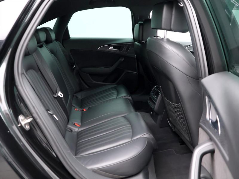 Audi A6 3,0 TDI 240kW quattro S-line C - fotka 14 z 36