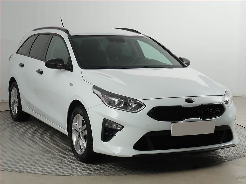 Kia Ceed (2021) 1.4 T-GDI, ČR,1.maj - fotografie inzerátu