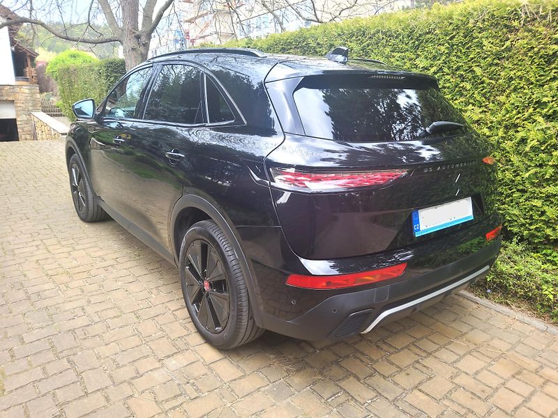 DS Automobiles DS7 (2023) 1.5 BlueHDi 130 EAT8 Performan - fotka 4 z 23