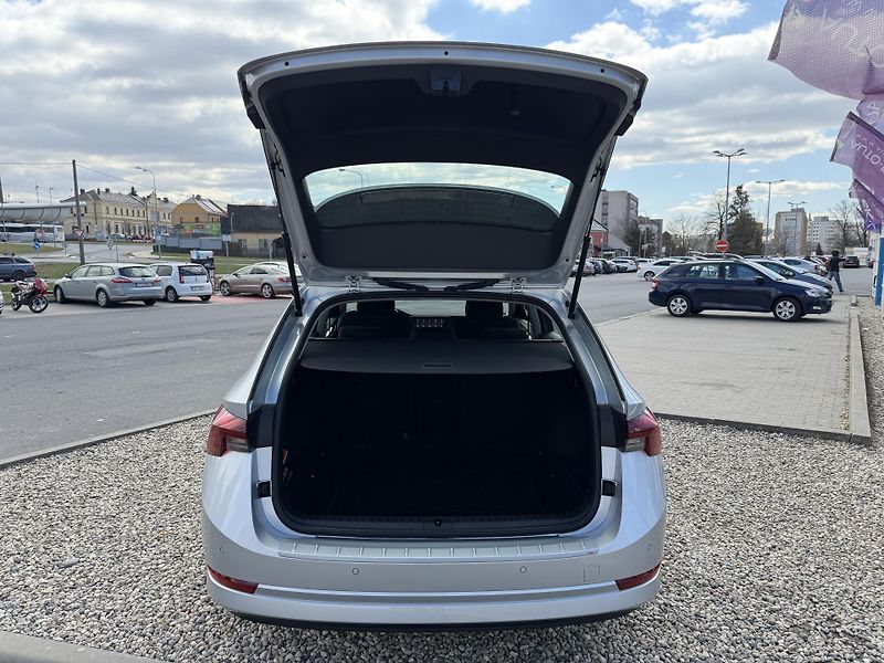 Škoda Octavia 1,5 TSi/110kW DSG e-TEC STYLE - fotka 62 z 80