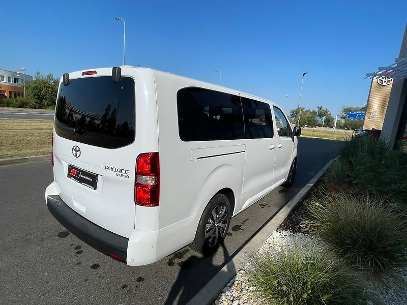 Toyota ProAce Verso 2.2D 150HP M/T L2 Family - fotka 13 z 31
