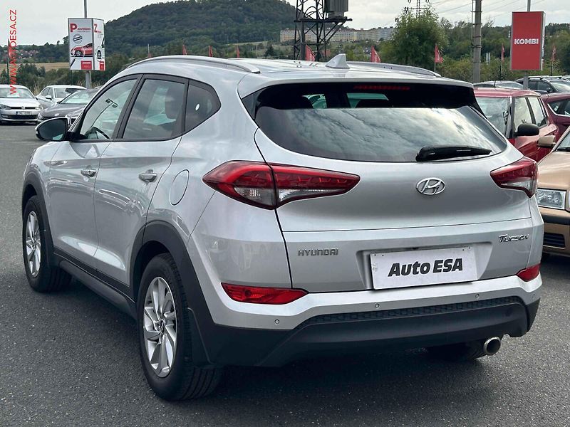 Hyundai Tucson (2016) 1.7CRDi, 2.maj,ČR, Navi - fotka 6 z 19