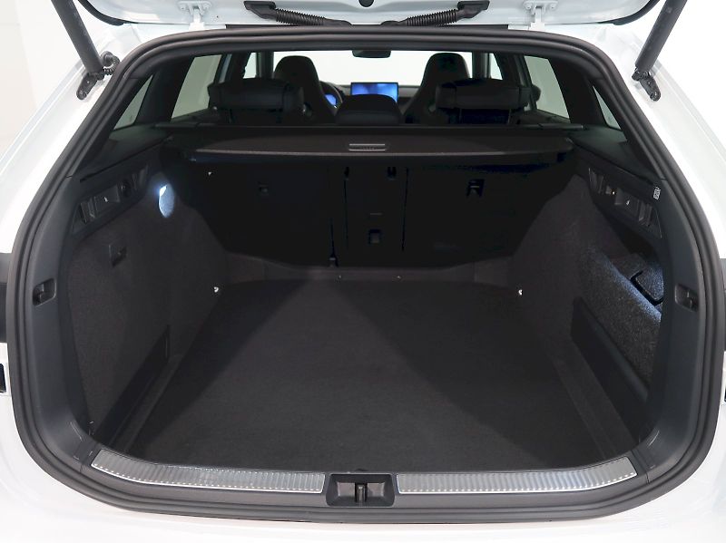 Škoda Superb (2025) SPORTLINE 2.0TDI 142KW 4x4 DSG - fotka 45 z 48