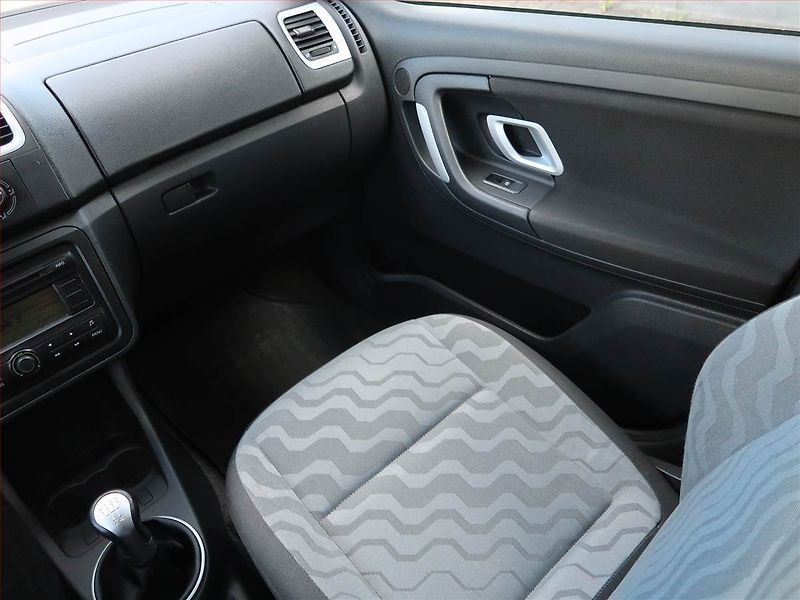 Škoda Fabia (2009) 1.2 12V, nová STK, rezervace - fotka 8 z 17