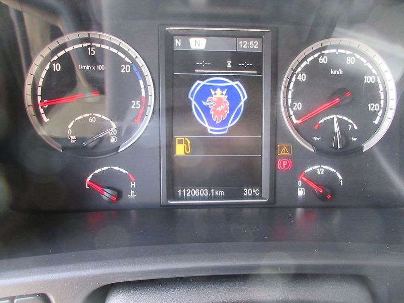 Scania Ostatní R520 V8, retarder, mega - fotka 9 z 22