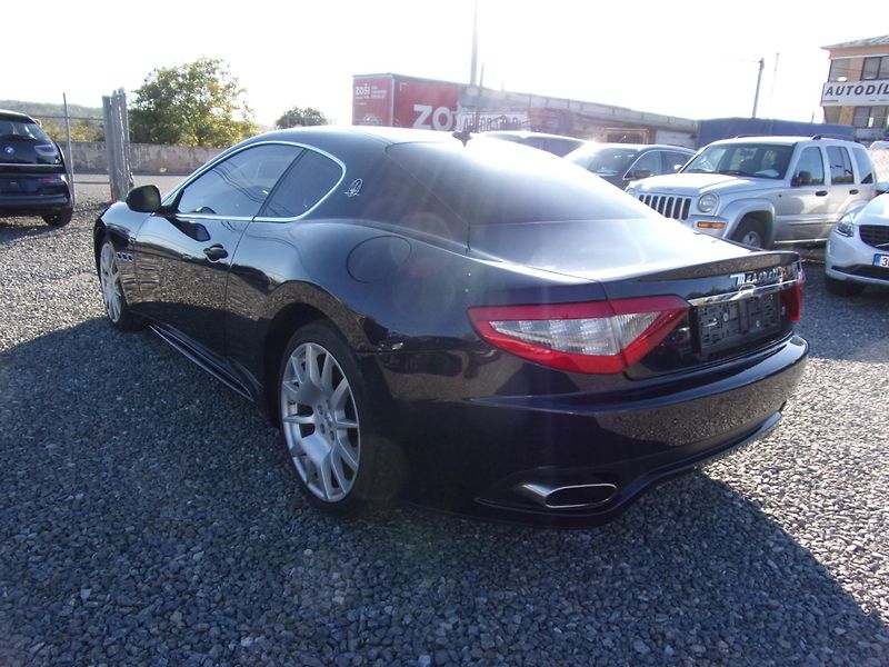 Maserati Granturismo (2011) 4.7S 440PS V8 AUTOMAT 80 000KM - fotka 7 z 15