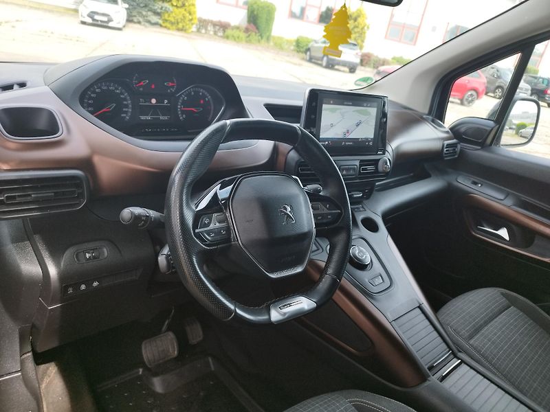 Peugeot Rifter (2019) 1.5HDI,long,volat-608 081 843 - fotka 10 z 19