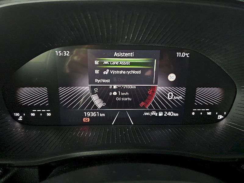 Škoda Fabia (2024) 1.0MPi 80k SELECTION TAŽNÉ - fotka 20 z 29