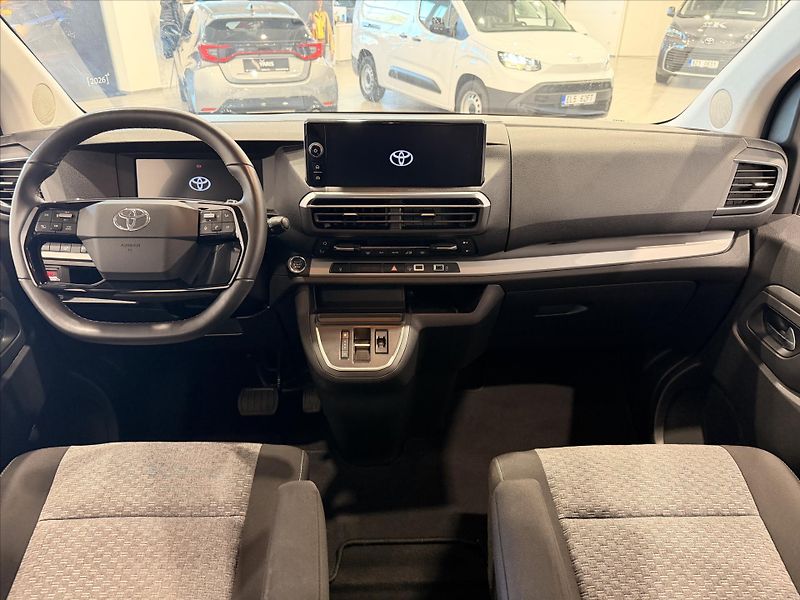 Toyota ProAce Verso 2,0 L2  Family 8S  2.0L Diesel - fotka 10 z 13