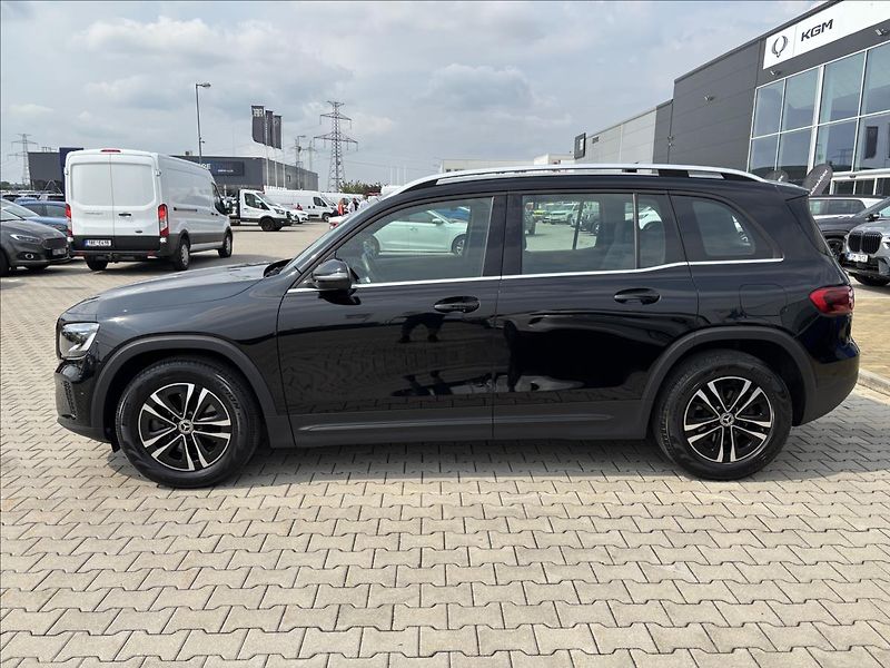 Mercedes-Benz GLB 2,0 200d 110kW 4Matic DCT - fotka 2 z 52