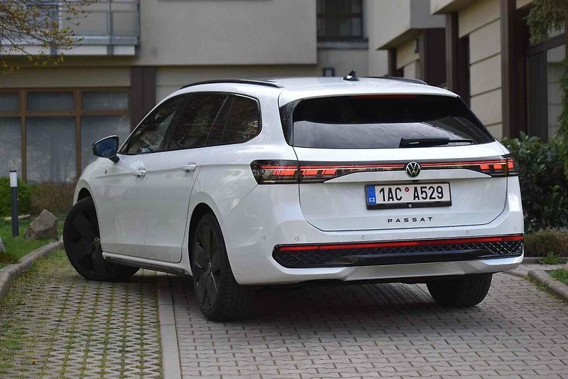 Volkswagen Passat se opět vylepšil. Škoda, že bude poslední