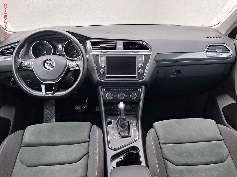 Volkswagen Tiguan (2016) 2.0 TDi, Highline, DSG, LED - fotka 8 z 17