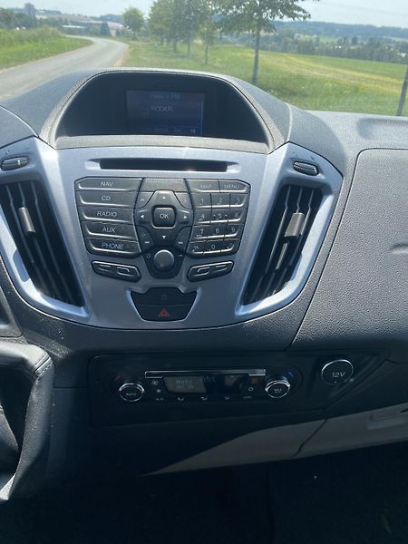 Ford Tourneo Custom (2015) Business Edition - fotka 23 z 30