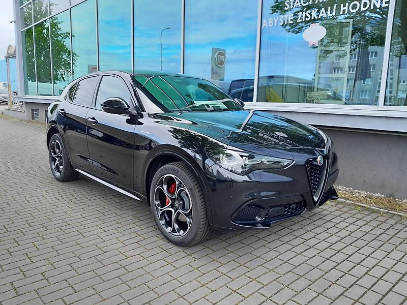 Alfa Romeo Stelvio (2026) Veloce 4x4 2,2 MTJ  210PS - fotografie inzerátu