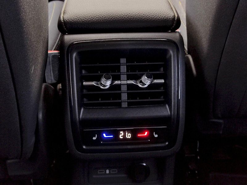 Škoda Kodiaq (2025) Selection 1,5 Tsi 110 Kw DSg + - fotka 26 z 37