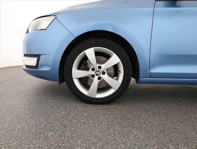 Škoda Rapid (2015) Ambition 1.2 TSI, Tempomat - fotka 15 z 15
