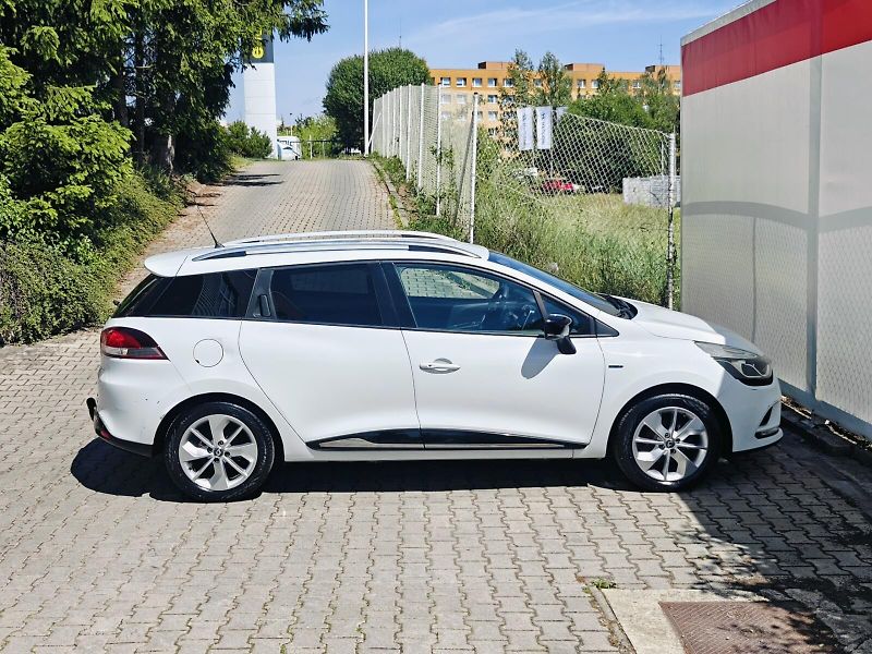 Renault Clio (2017) 0,9 TCe 66kW Limited Grandtour - fotka 34 z 38