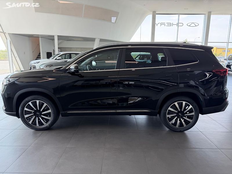 Chery Tiggo 8 PHEV (2026) UNIQUE PANORAMA 7MÍST - fotka 4 z 24