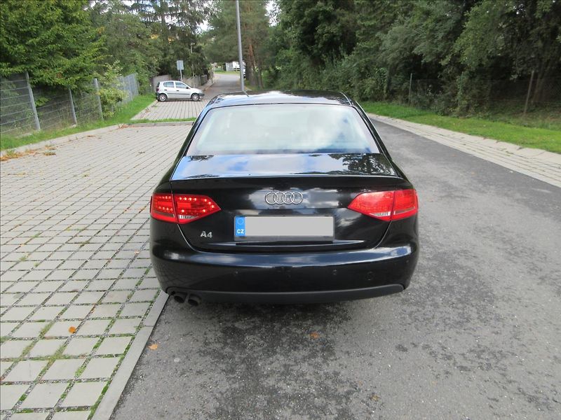 Audi A4 1,8 TFSi 88Kw, Xenon, VADA MOT - fotka 8 z 21