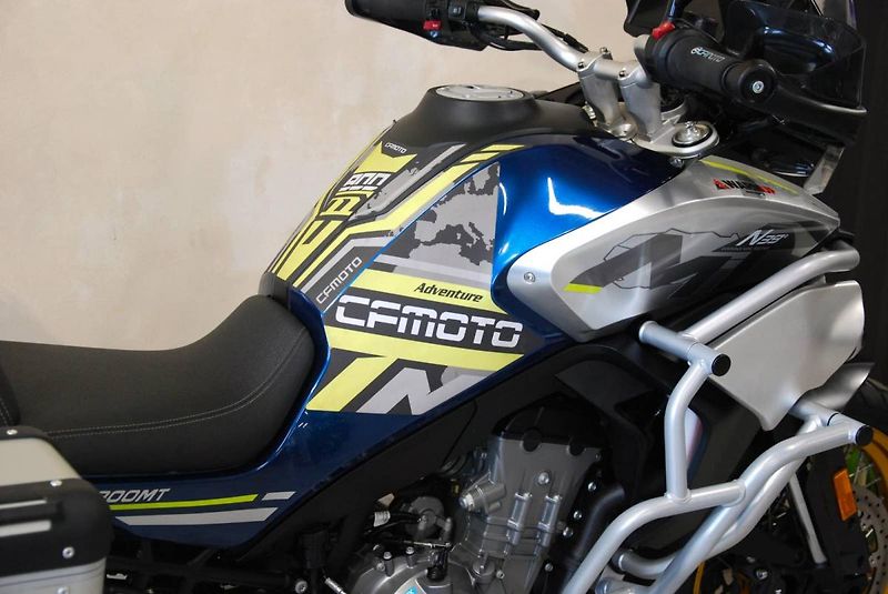 CFMOTO 800 MT (2022) Touring - hezký stav,stroj od - fotka 8 z 20