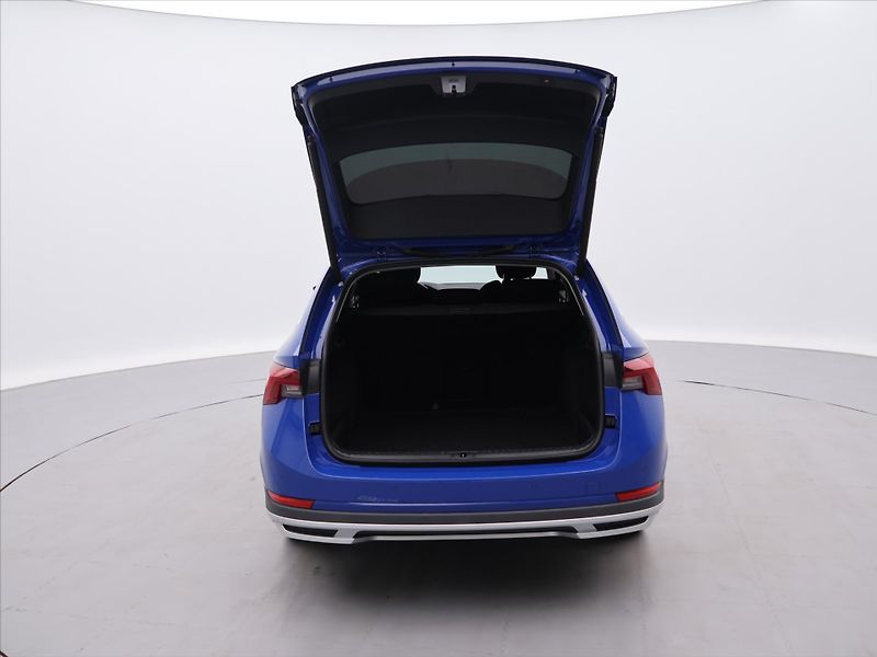 Škoda Octavia 2.0 TDI 147kW DSG Scout 4x4 CZ - fotka 9 z 34