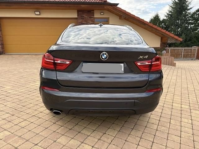 BMW X4 X DRIVE 20D - fotka 6 z 29
