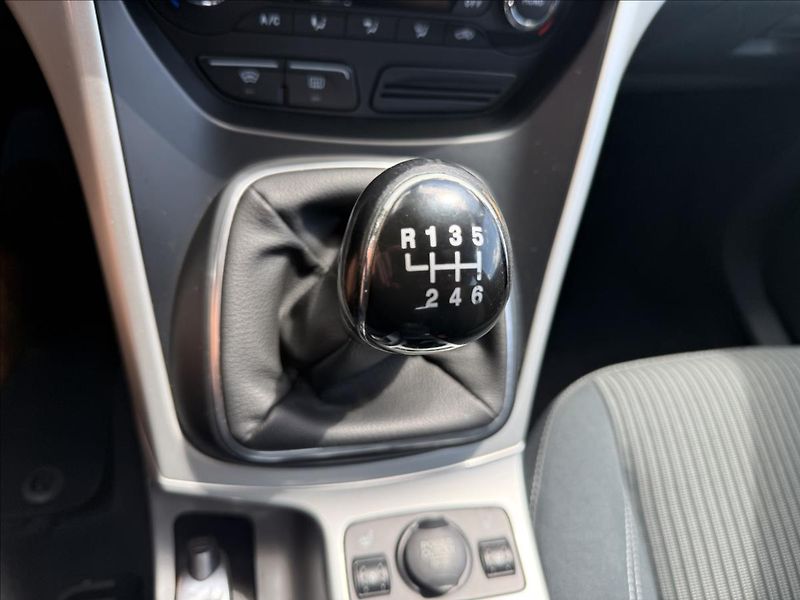 Ford C-MAX 1,6 TDCi  TITANIUM - fotka 16 z 28