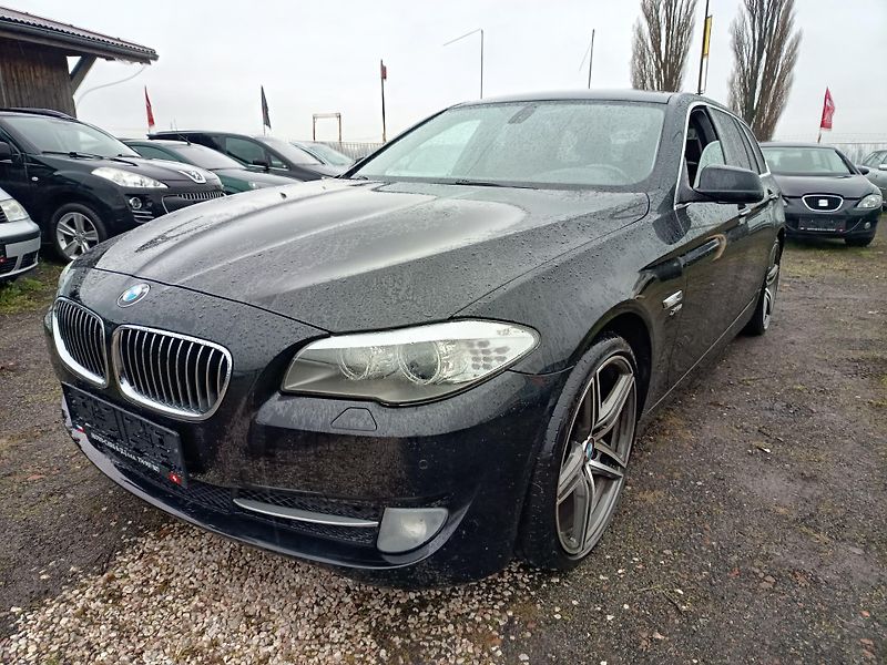 BMW Řada 5 (2011) 535i xDrive - fotka 6 z 50
