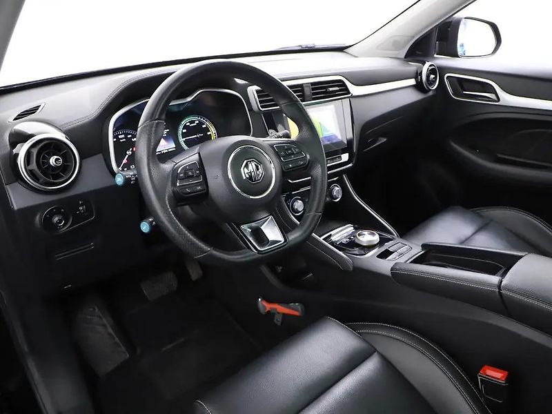 MG ZS EV 105kW 45kWh LUXURY DPH - fotka 3 z 11