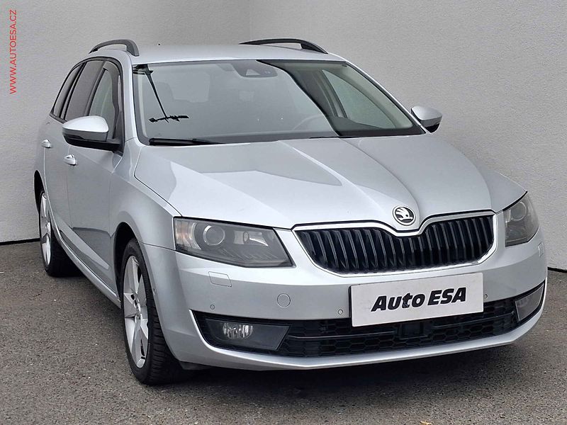 Škoda Octavia (2013) 2.0 TDi, Bixen, navi - fotka 1 z 19
