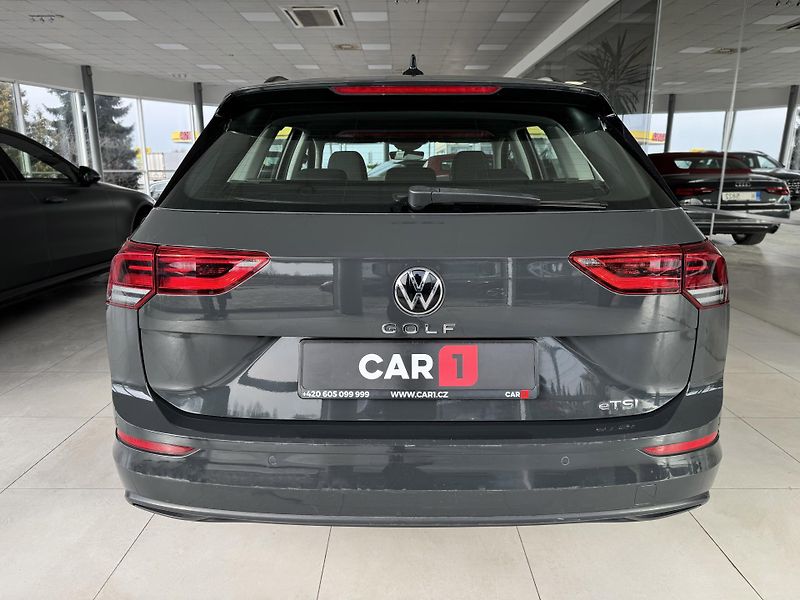 Volkswagen Golf 1,0eTSI 81kW*DSG*Life*DPH - fotka 6 z 28