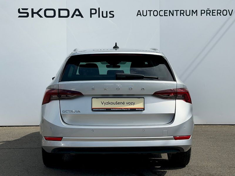 Škoda Octavia (2023) 2.0 TDI 110kW DSG Style - fotka 33 z 35