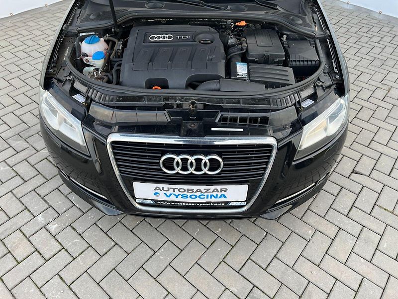 Audi A3 (2011) 1.6TDi 77kW! Sportback! - fotka 11 z 23