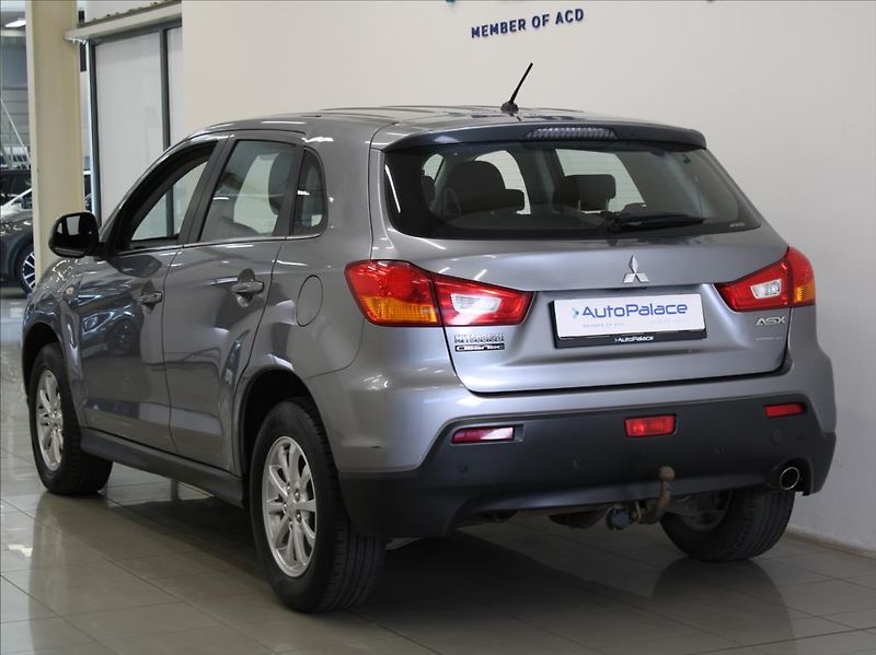 Mitsubishi ASX 1,8 Di-D 110Kw 4x4 MT Tažné ČR - fotka 3 z 18