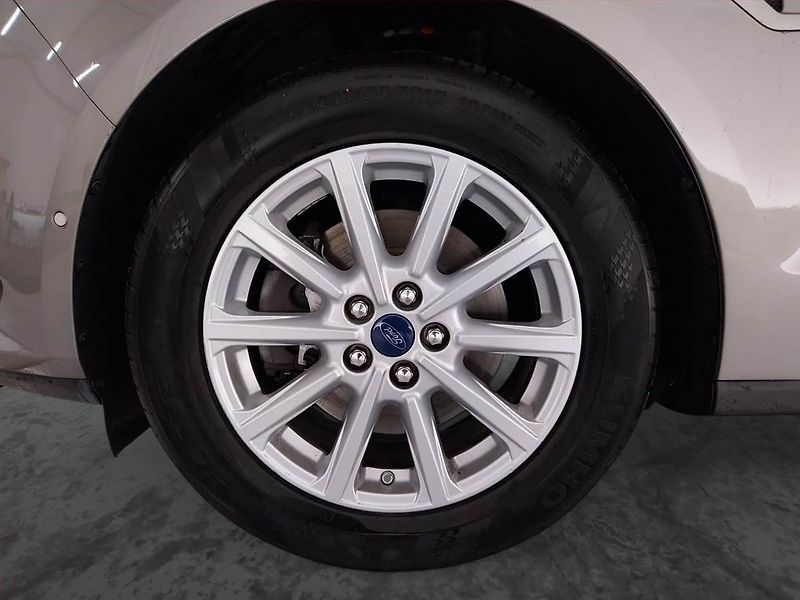 Ford S-MAX (2016) 2.0 TDCi, Kůže, Tempomat - fotka 15 z 22